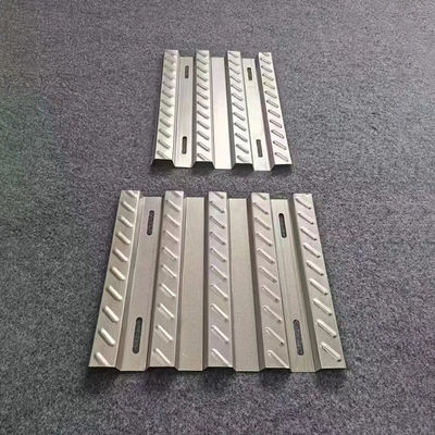 Lightweight Metal Roof Walkway Pedal / Roof Anti Slip Board Slip Resistant And Weatherproof